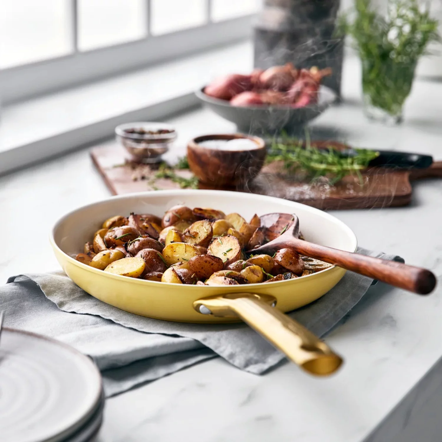 GreenPan Reserve Ceramic Nonstick 10-Piece Cookware Set | Sunrise with Gold-Tone Handles