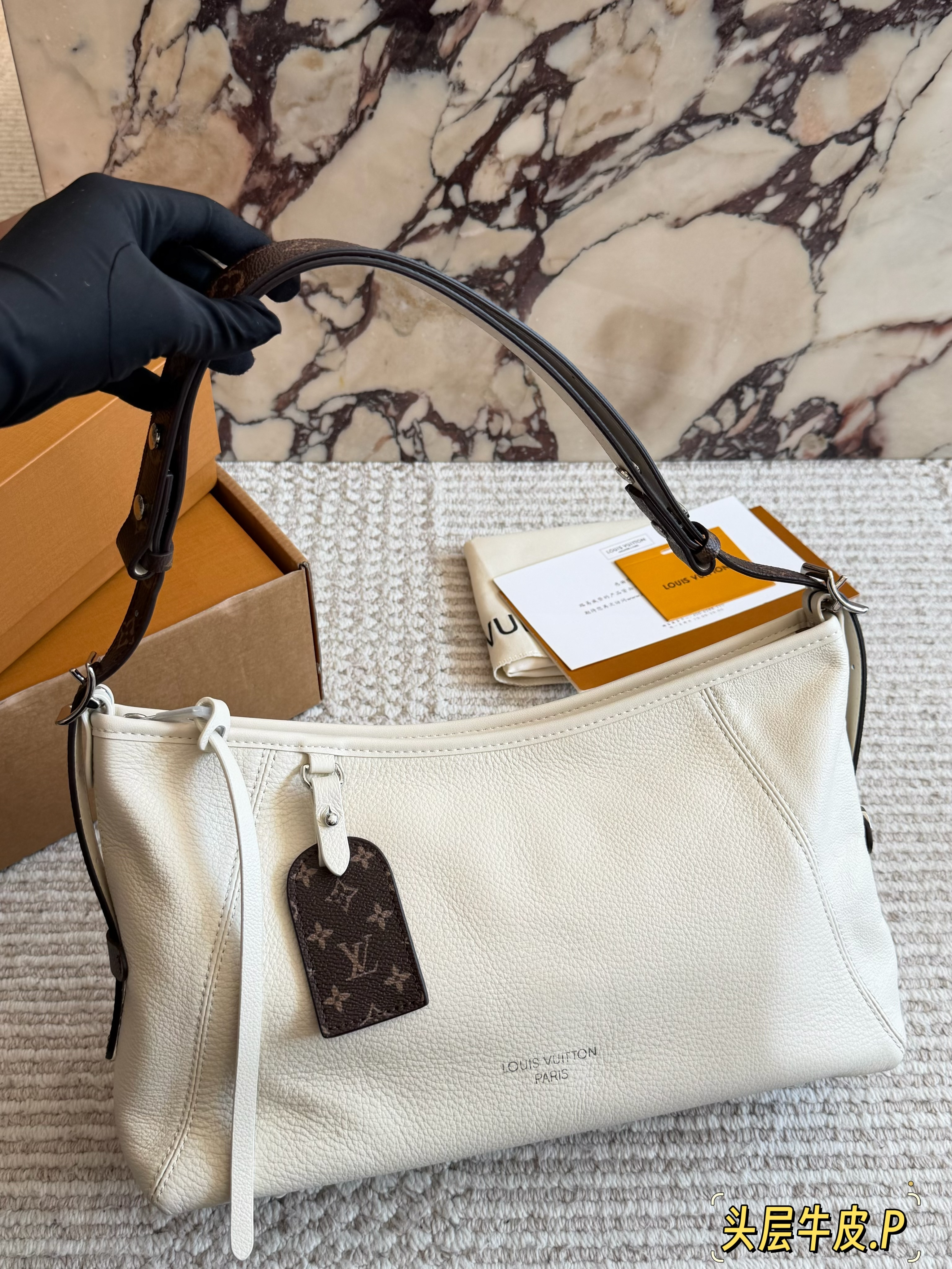 LV Carryall Shoulder Bag - cnluxepick