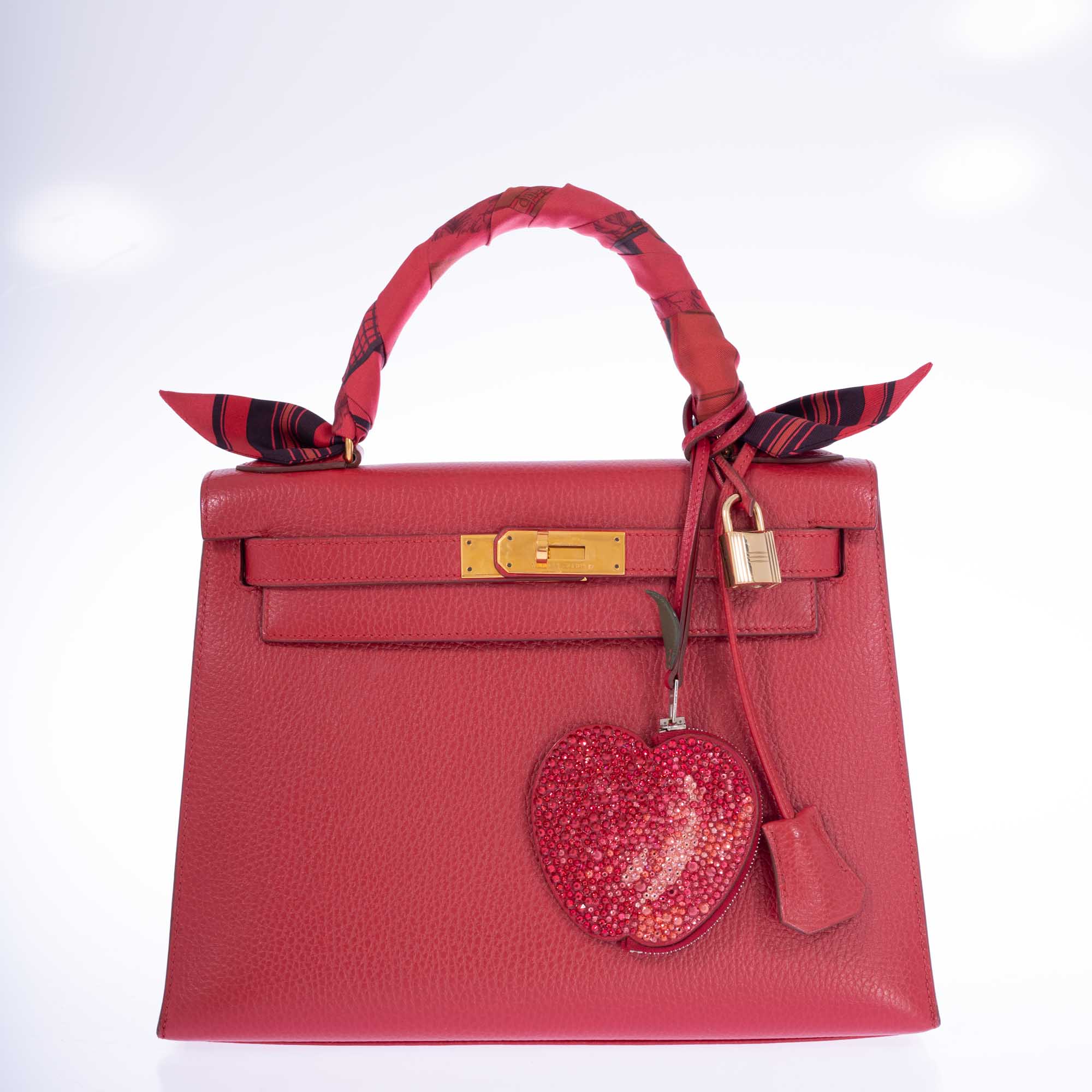 Hermès Kelly 28 Sellier Rouge Vif Ardenne with Gold Hardware