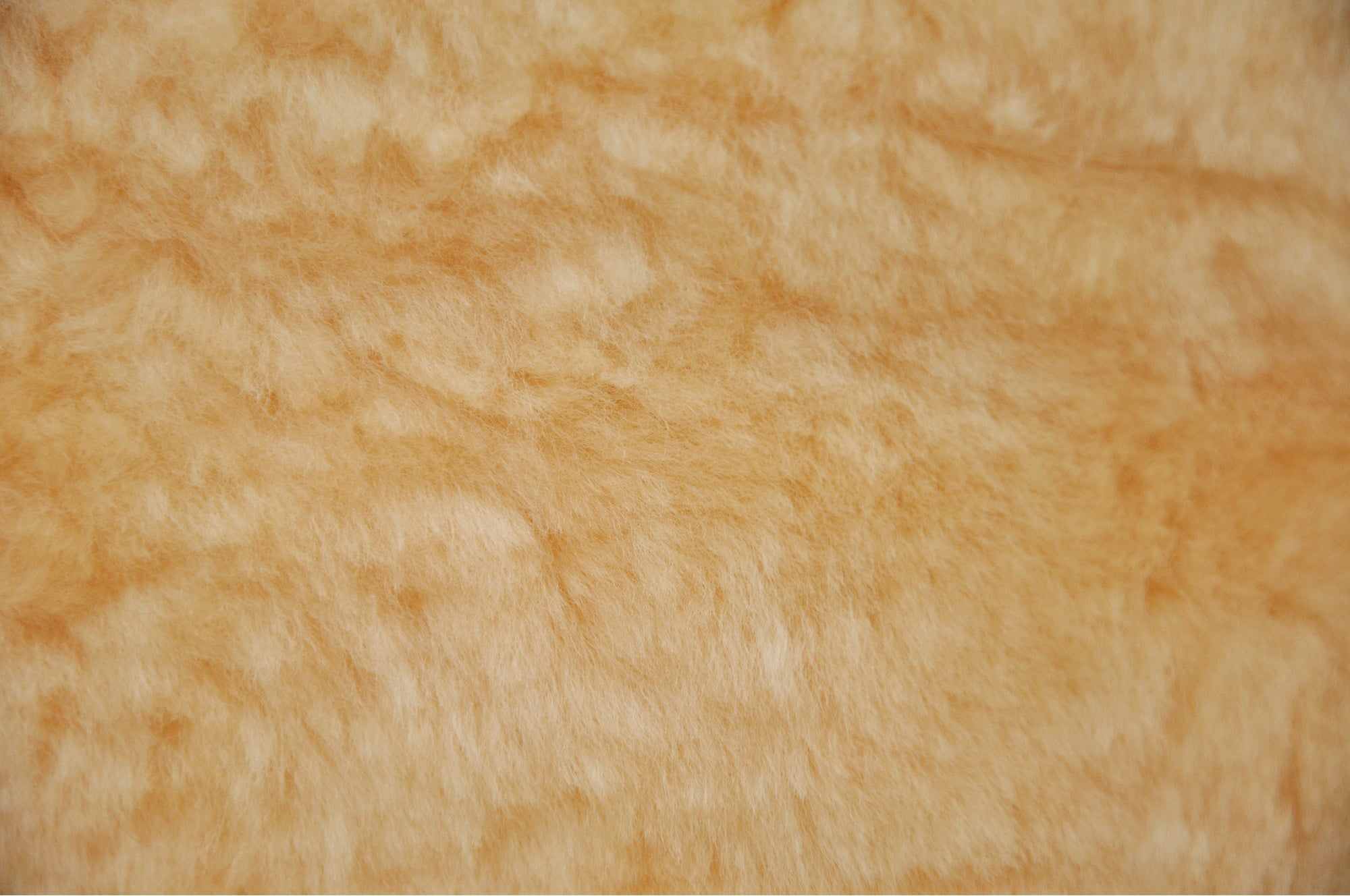 Eurow Sheepskin Seat Cover New XL Design Premium Pelt, Champagne