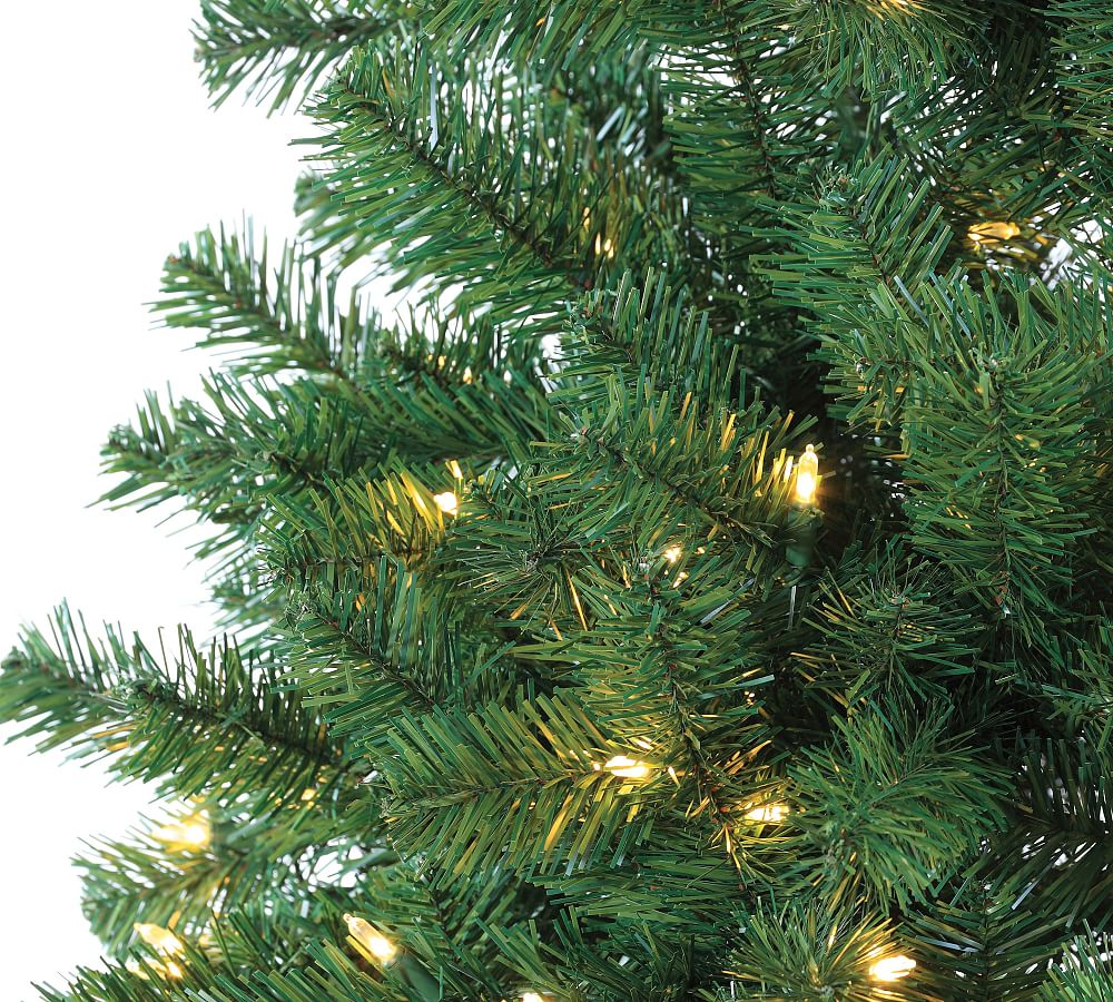Montana Pine Faux Christmas Tree - 7'  sgtnighsdesigns
