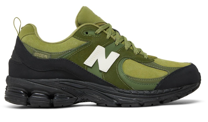 The Basement x New Balance 2002R Olive M200RRBA Casual Running Shoes