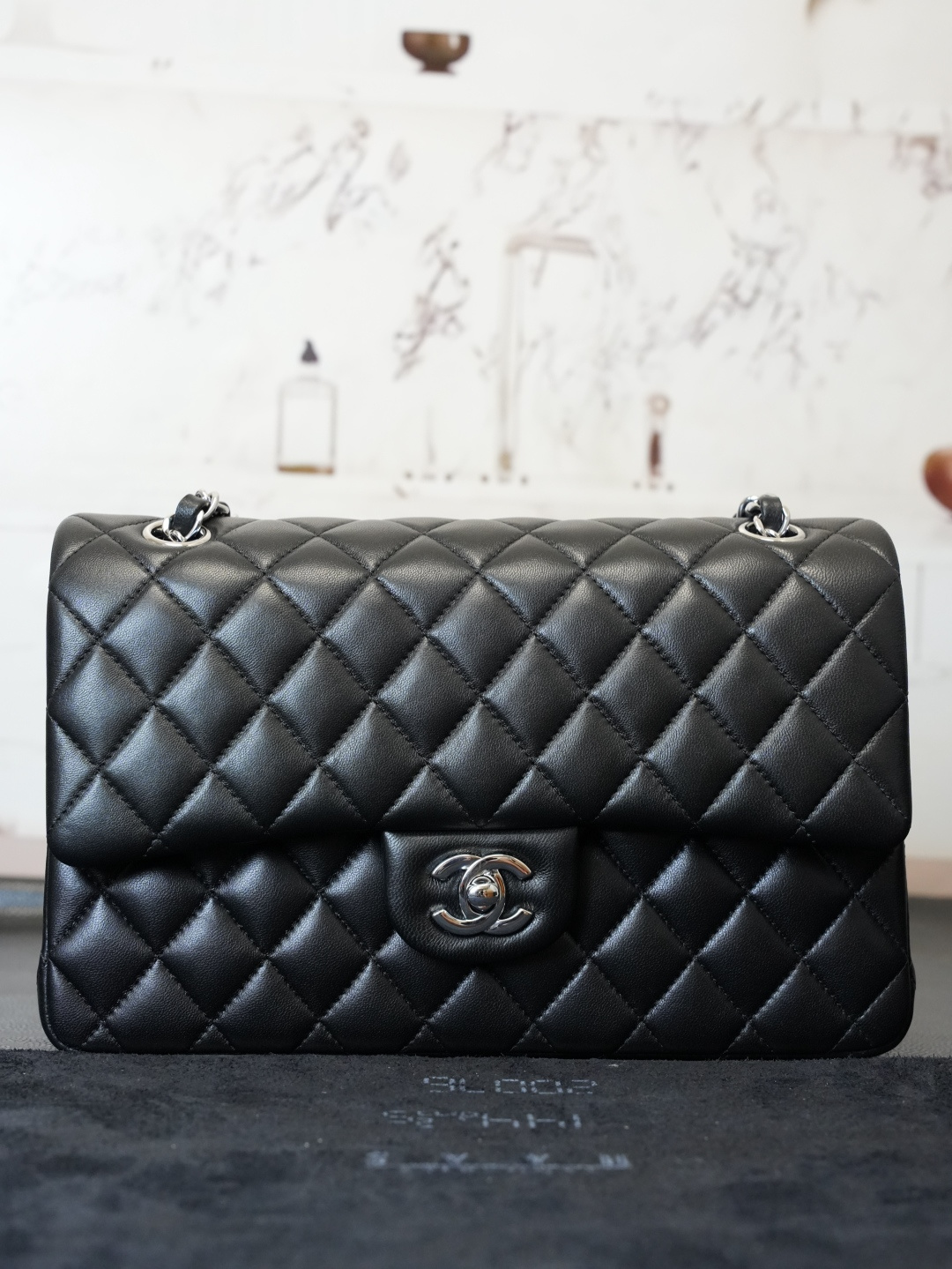 Chanel Lambskin Quilted Chain Bag Top-Tier Version - cnluxepick