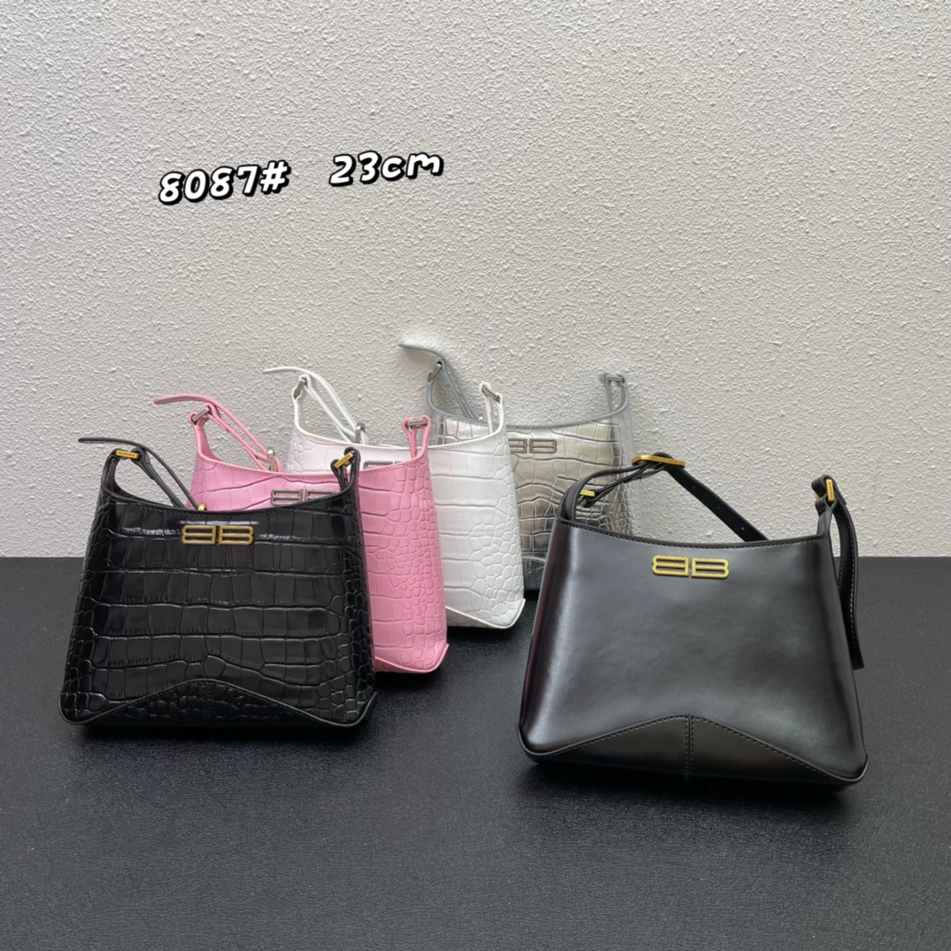 Balenciaα XX hobo armpit crossbody bag - cnluxepick