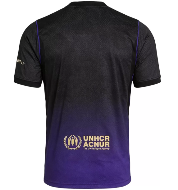 Barcelona 26-27 away fan version