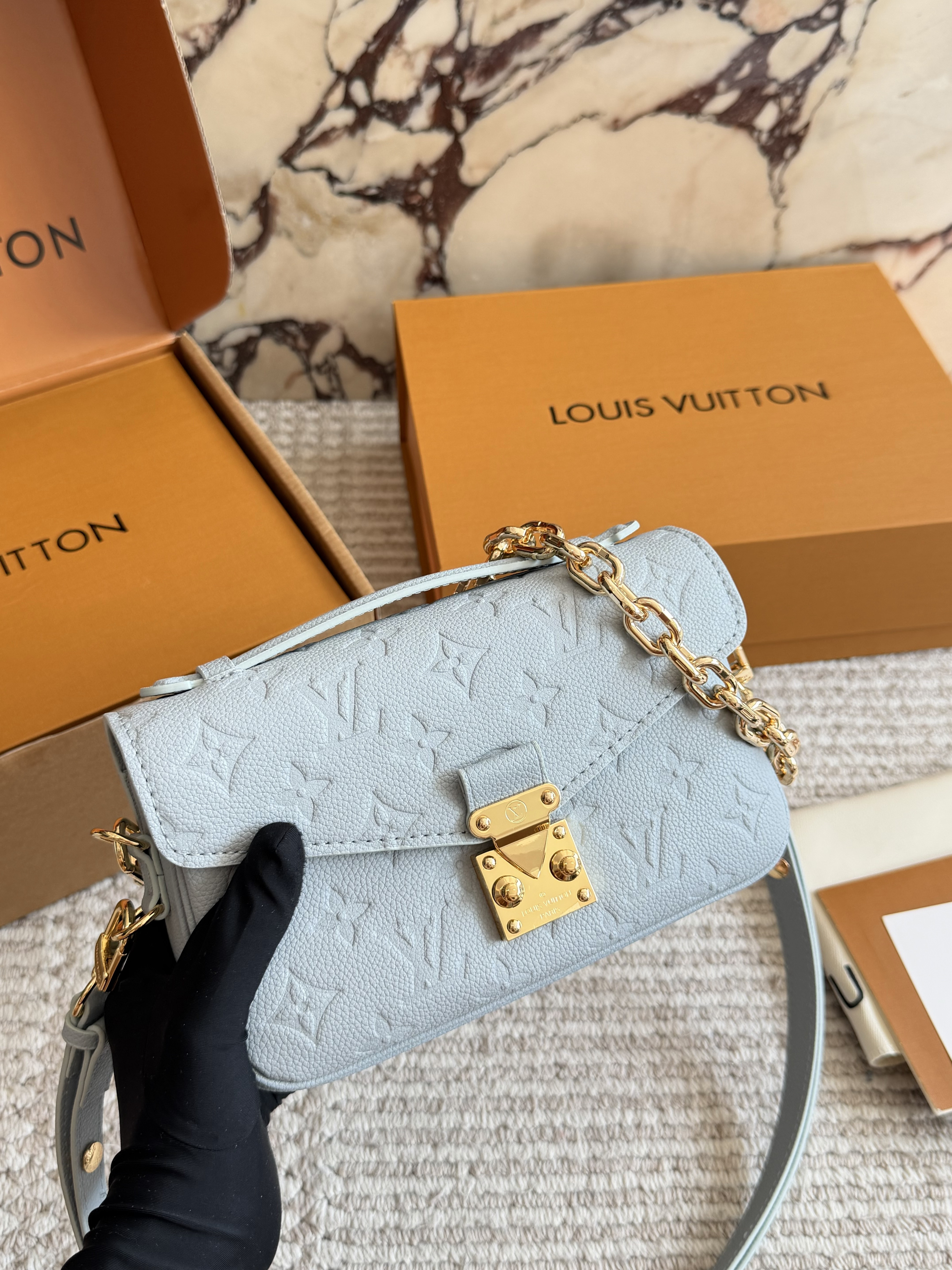 LV Metis Mini Messenger Bag - cnluxepick