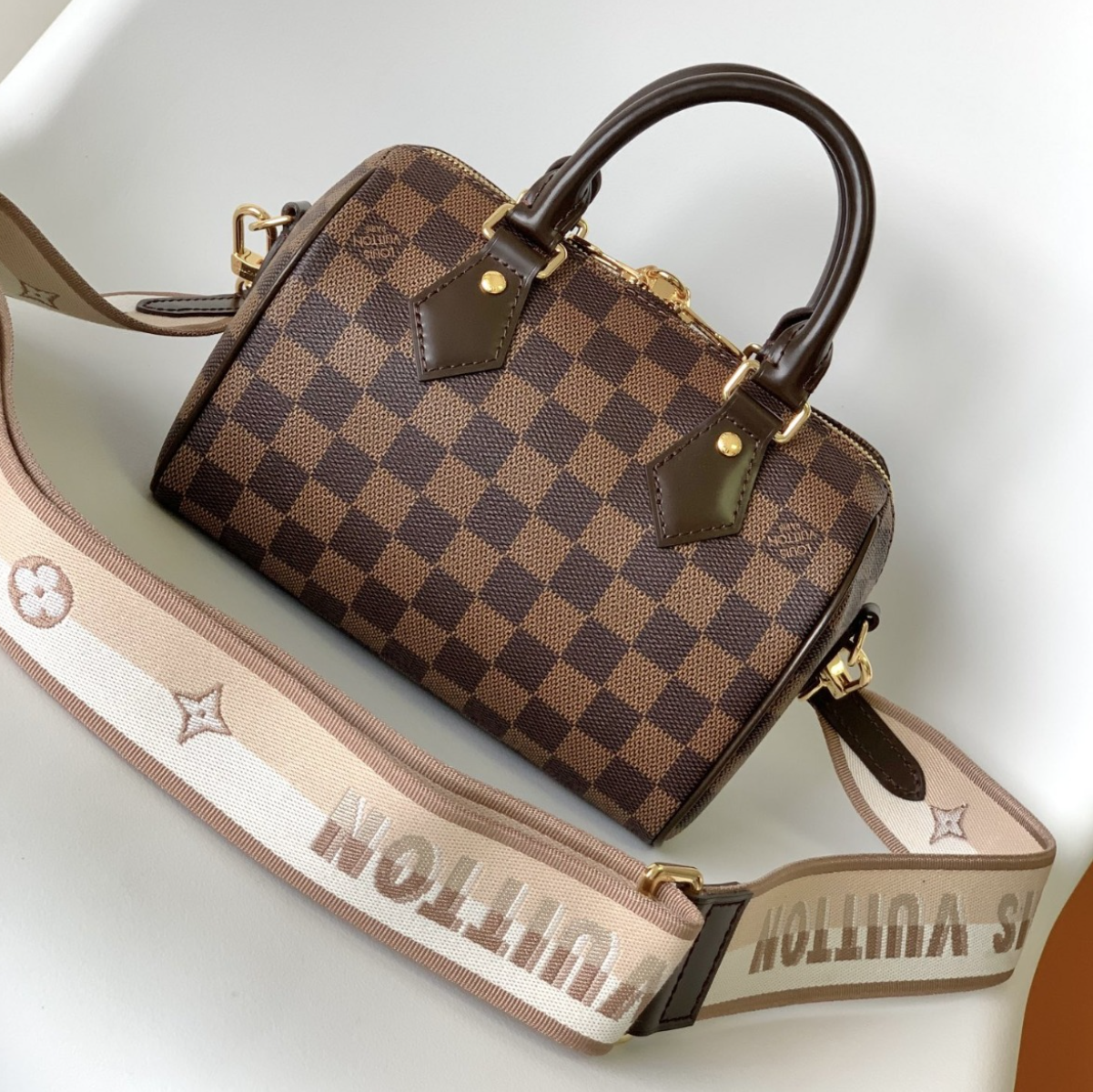 LV high profile-pillow bag - cnluxepick