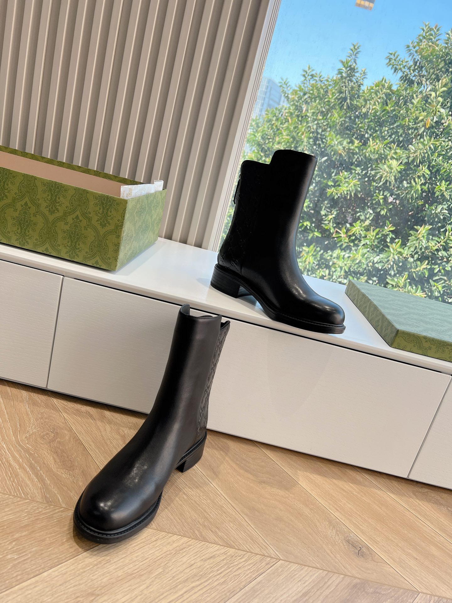 Gucci Leather Ankle Boots Black