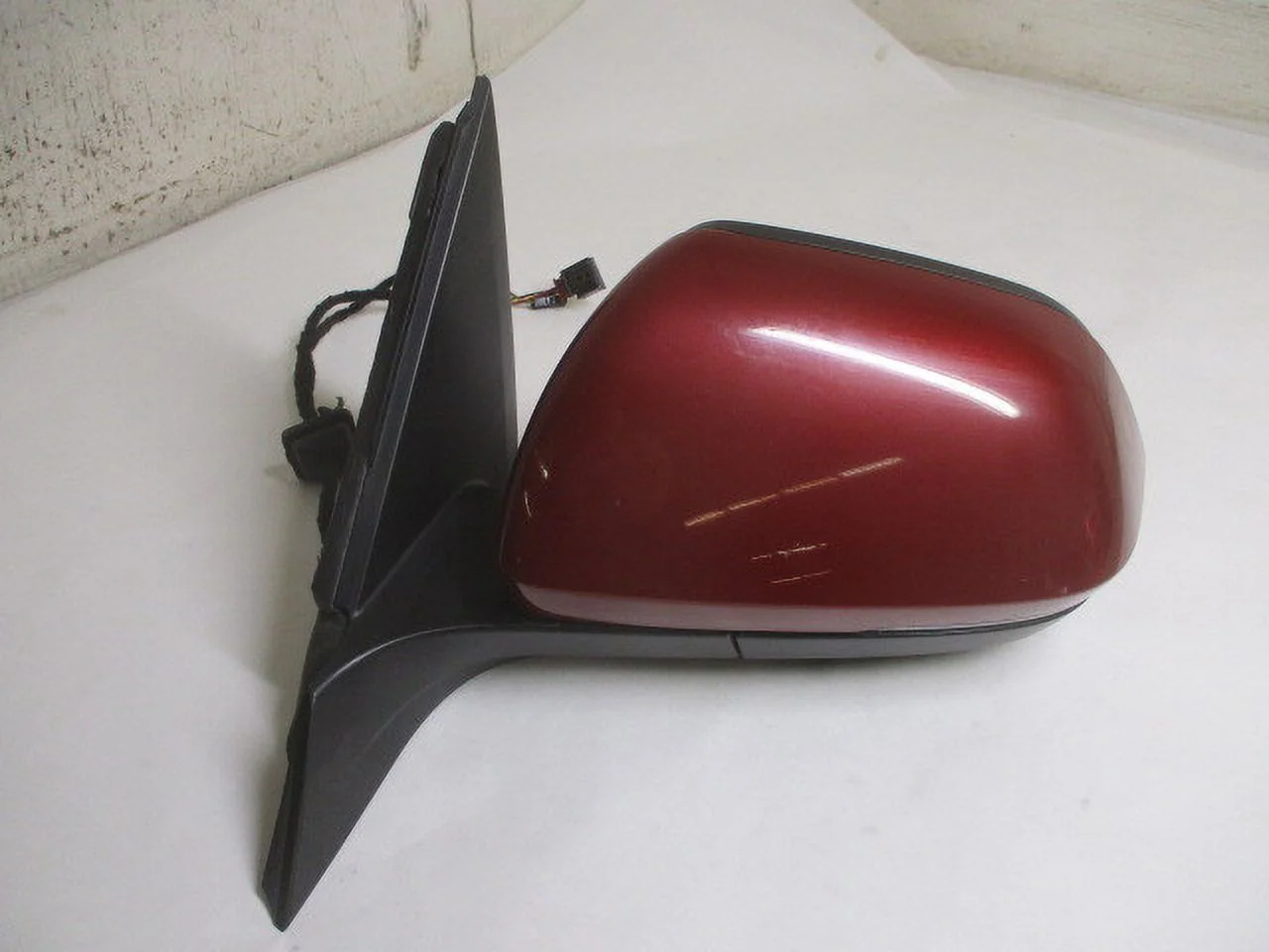 Pre-Owned Volkswagen Atlas LH Driver Electric Power Heated Door Mirror OEM LKQ (Good)