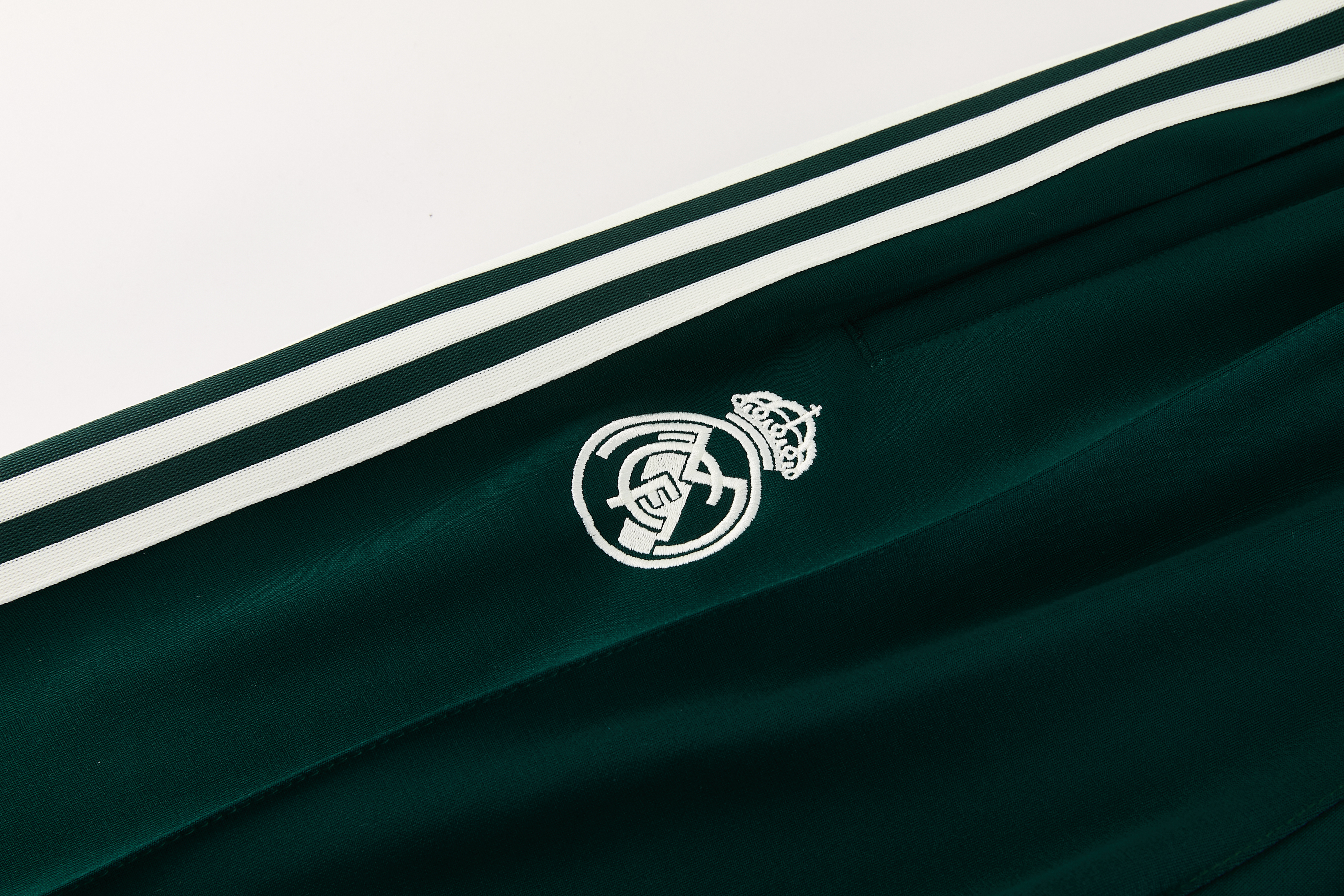 Real Madrid 26/27 Training Suit Full Zipper Cream White