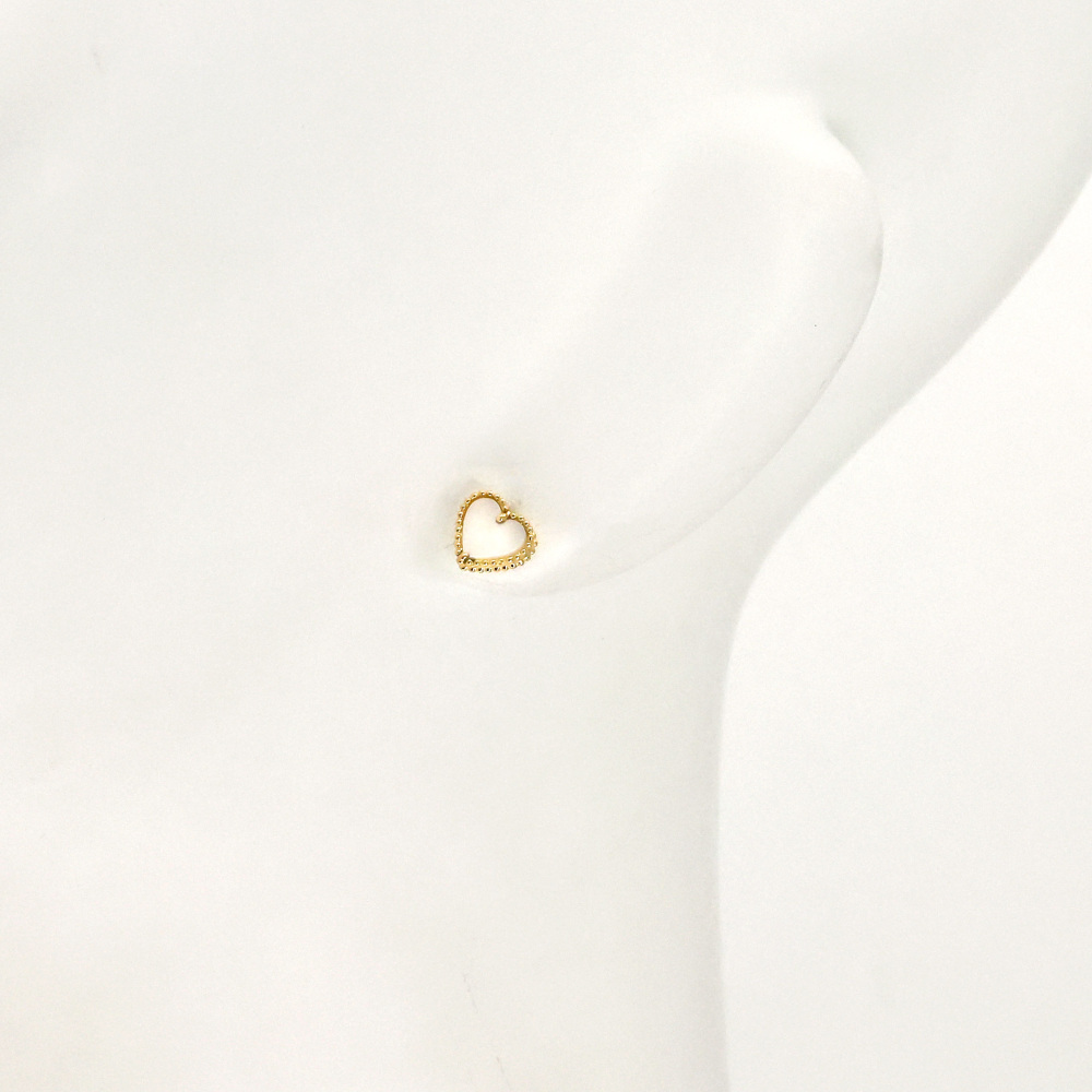 Van Cleef & Arpels Sweet Alhambra Heart Earrings 18K Yellow Gold Mother of Pearl