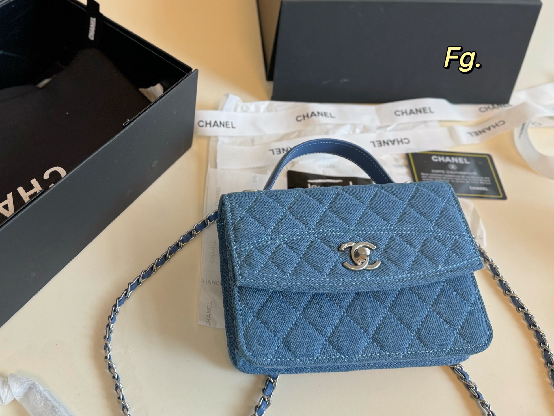 Chanel new denim hand-held backpack chain bag - cnluxepick