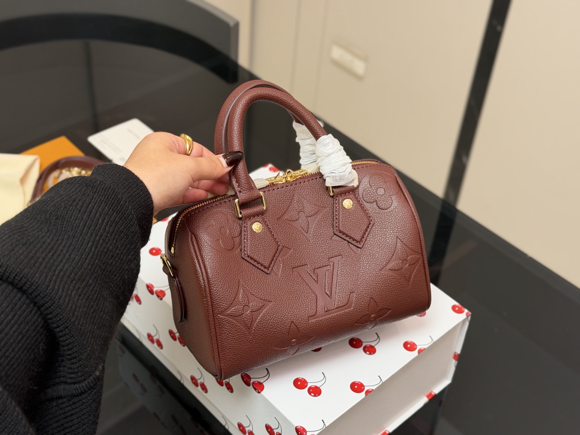 LV speedy20 pillow bag - cnluxepick