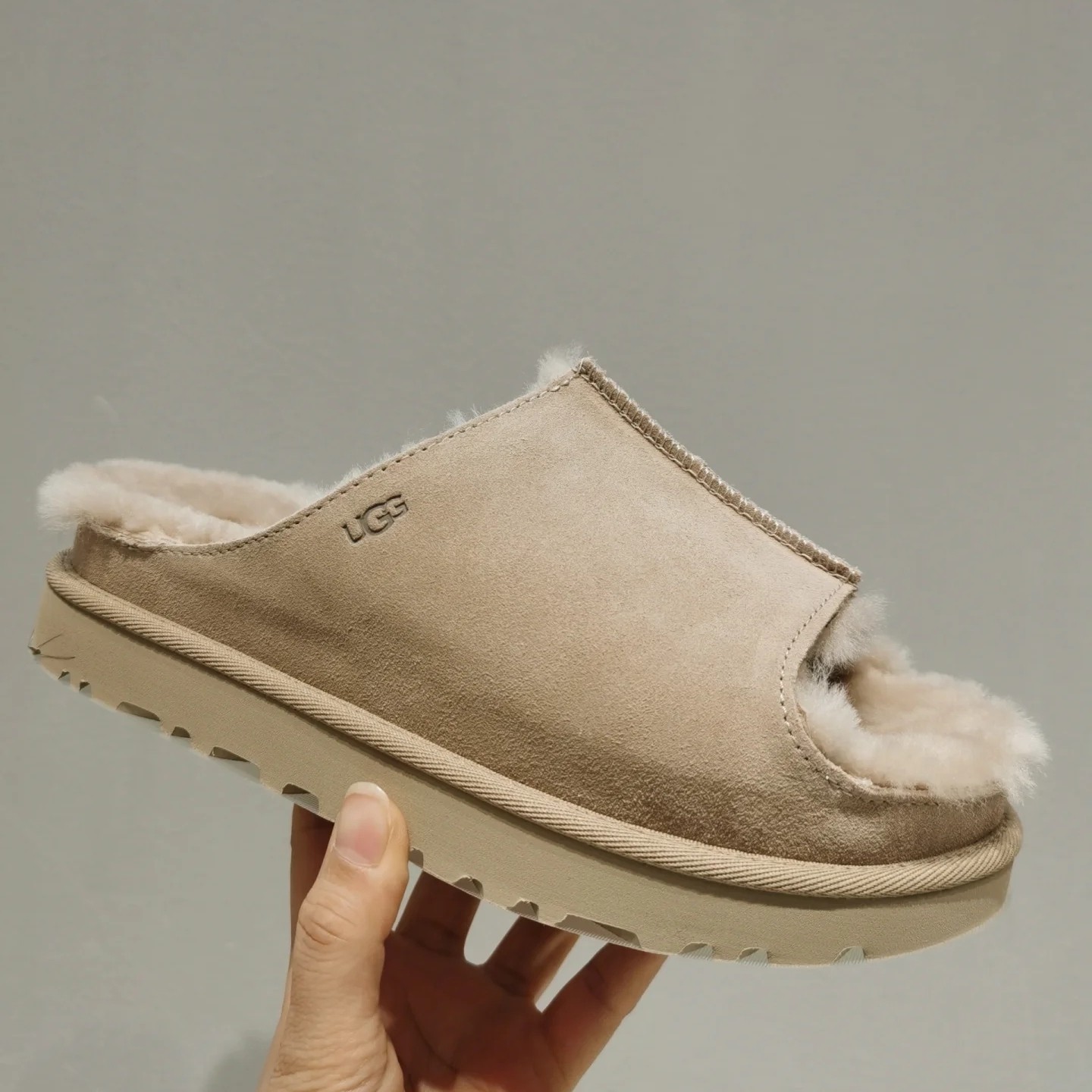 UGG Porter Soufflé Slippers - cnluxepick
