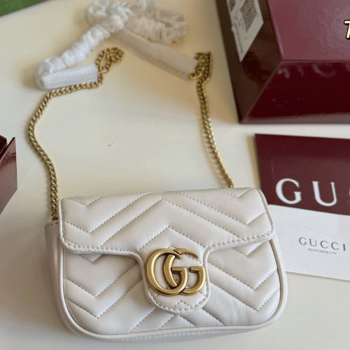 Gucci Gg Marmont Mini Matelassé Shoulder Bag White 6.5 Inches