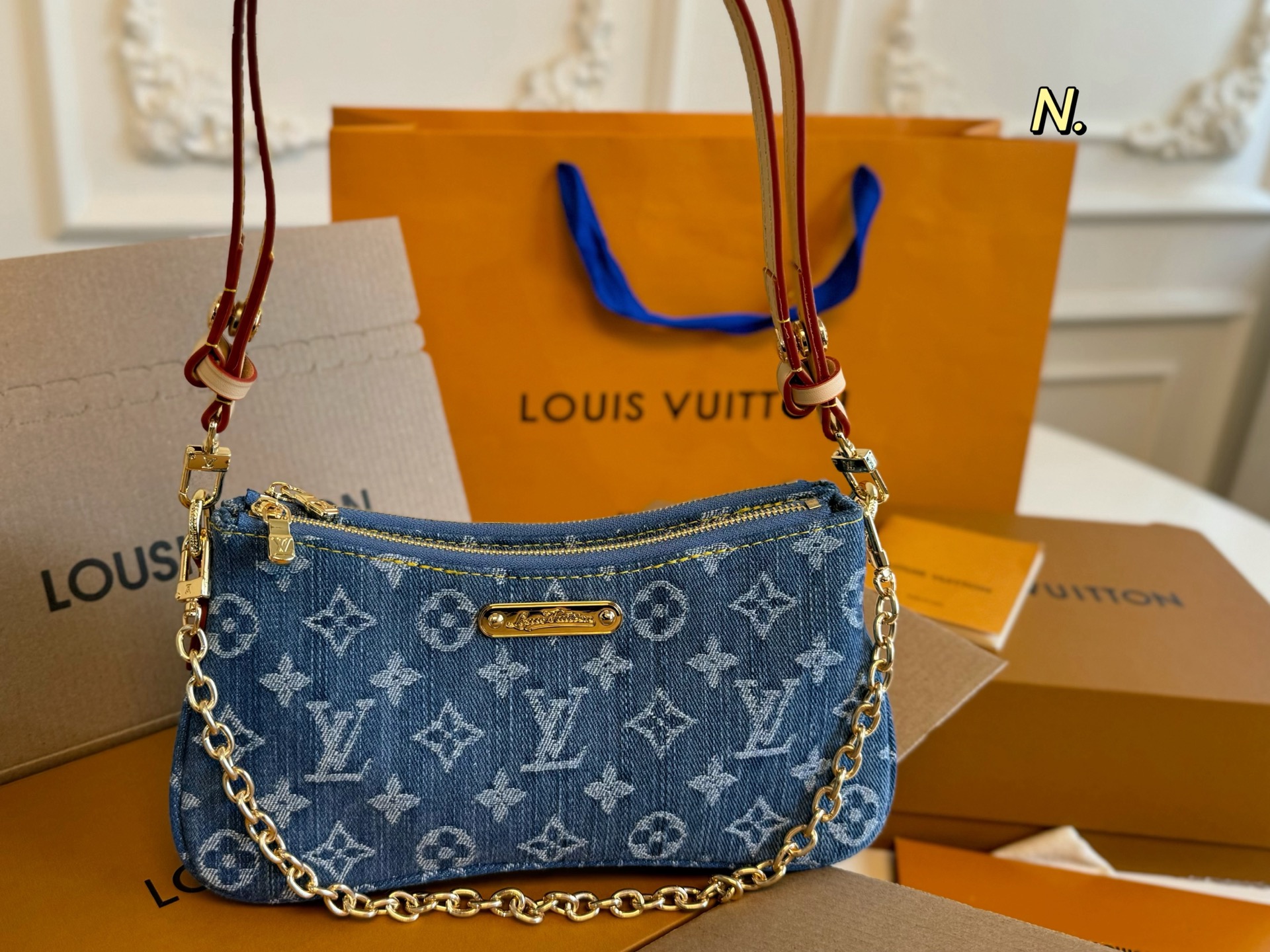 LV denim Liv pochette chain underarm bag - cnluxepick