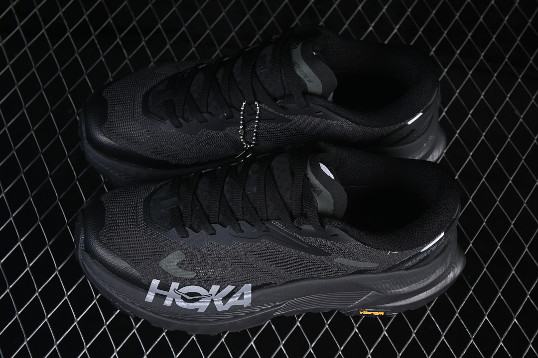 HOKA One One Mafate X