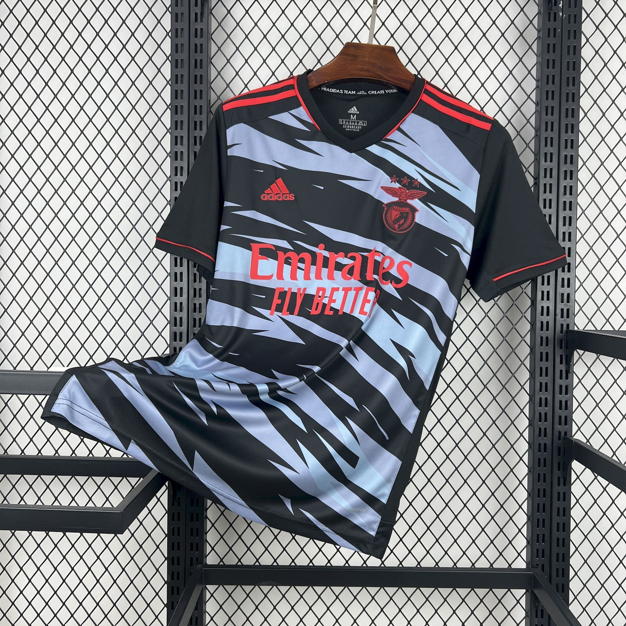 Benfica Maillot Foot 2021 2022€14.99