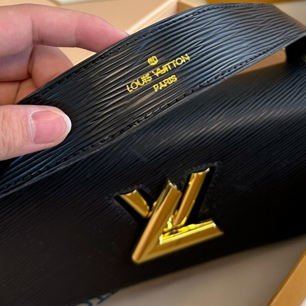 Louis Vuitton Twist West MM Black 9.3 Inches M24549