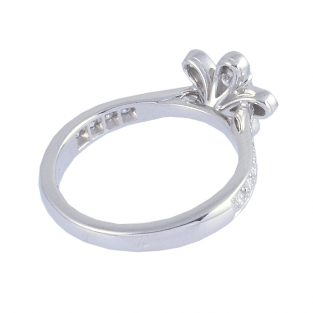 Van Cleef & Arpels Socrates Diamond Ring 18K White Gold