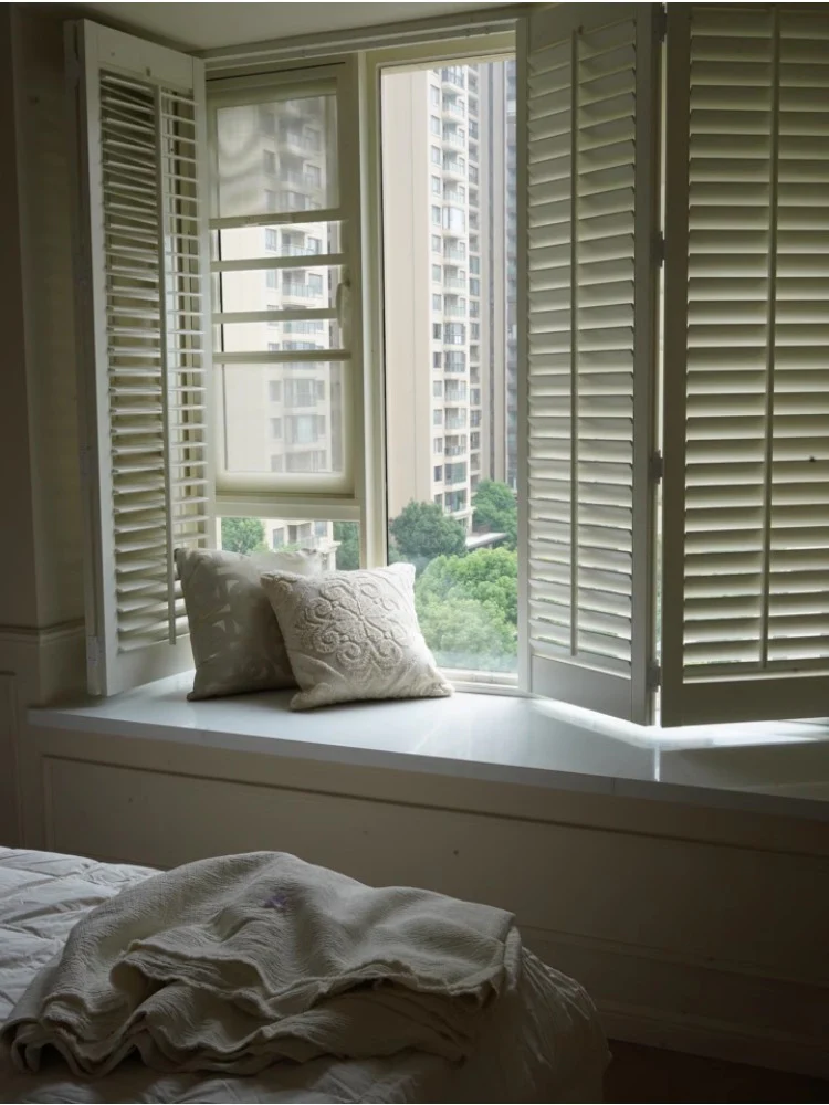 BD070 - Cire Trud@n Series Embossed Pillow: Cream, Soft, and Three-Dimensional, Ideal for Home Use