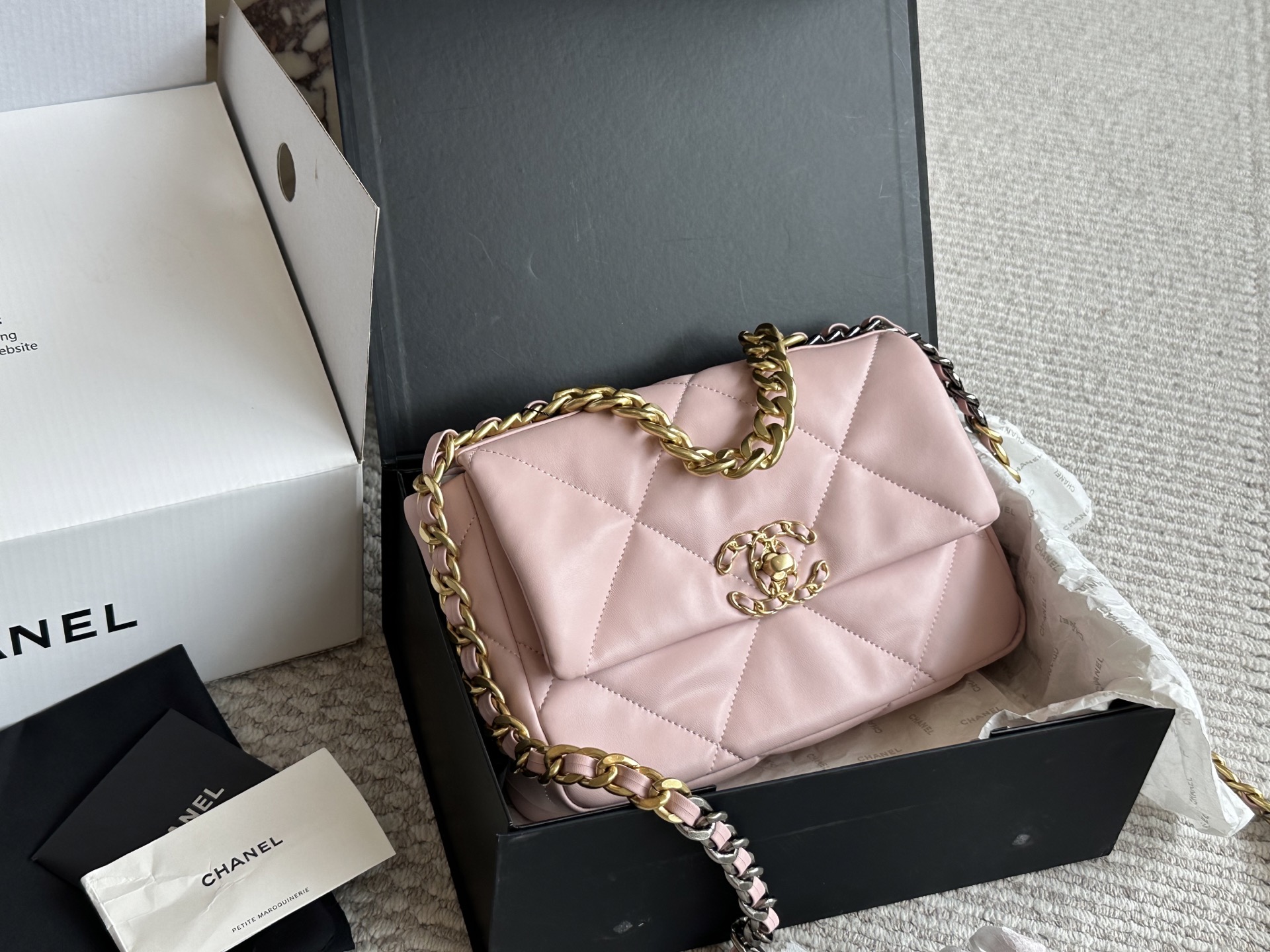 Chanel chain bag high-end texture - cnluxepick