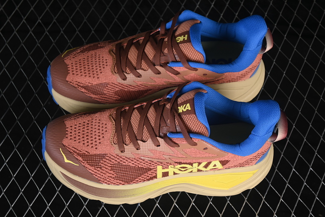 HOKA One One Challenger 8 Running Shoes