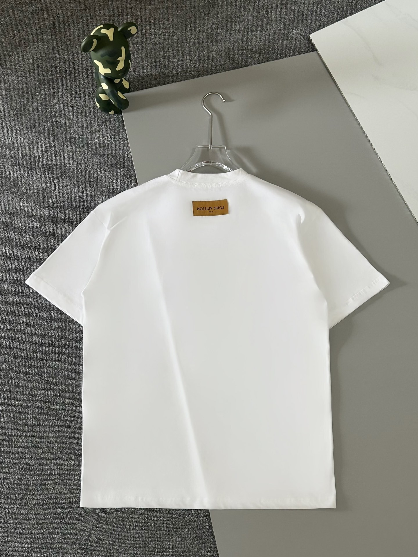 LV Sequin Embroidered Short-Sleeve T-Shirt - cnluxepick