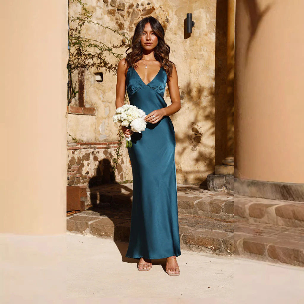 Elegant Backless Maxi DressClistos