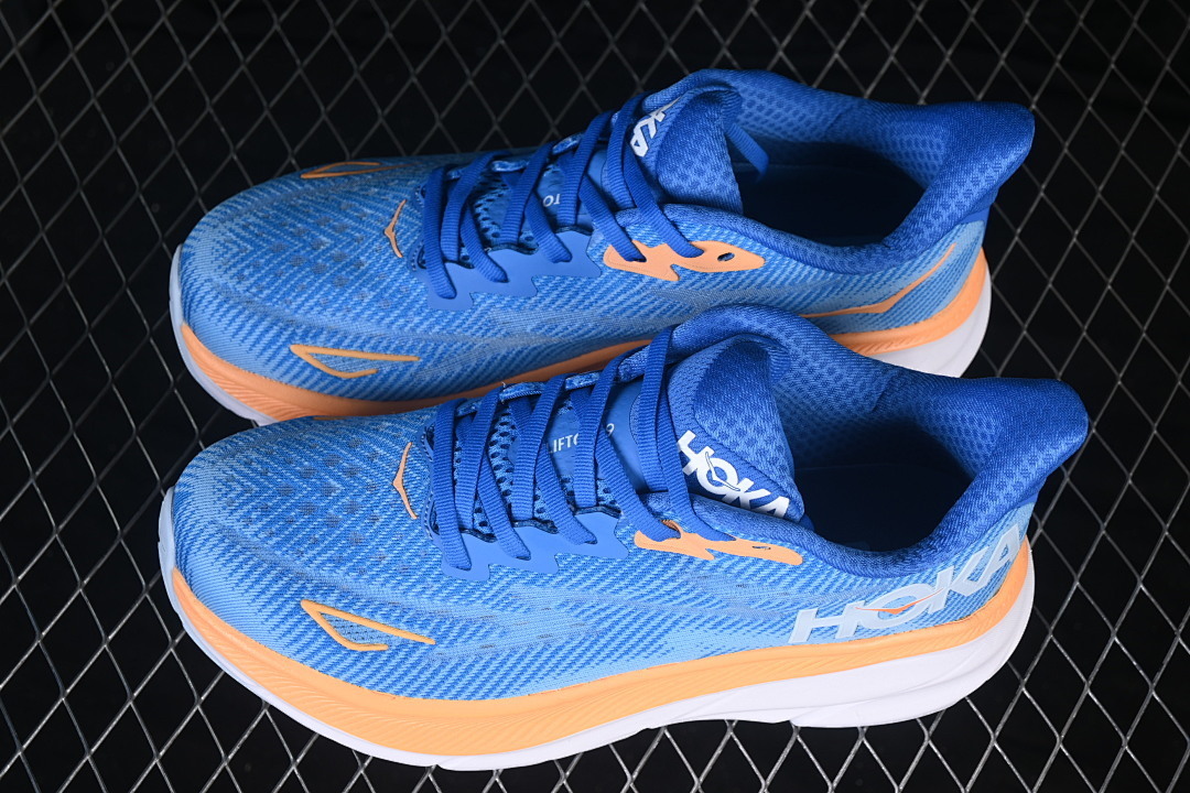 HOKA One One Clifton 9 All-terrain Everyday Road Running Shoes