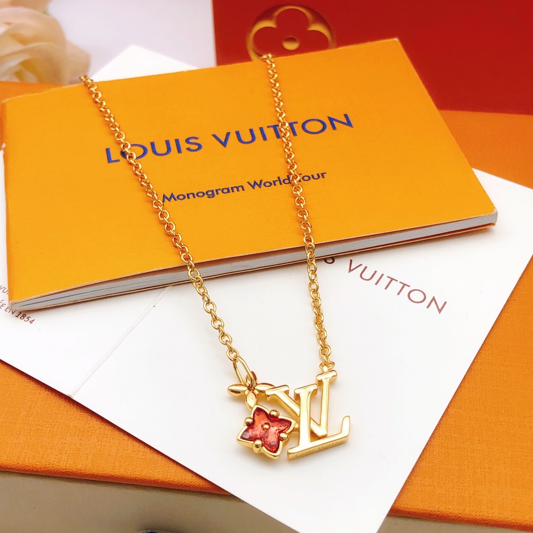 LV red plum blossom diamond necklace - cnluxepick