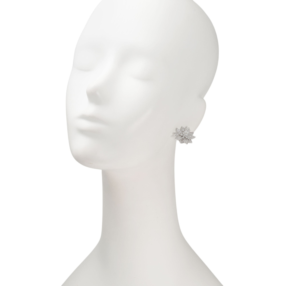 Van Cleef & Arpels Lotus Earrings 18K White Gold VCARO96C00