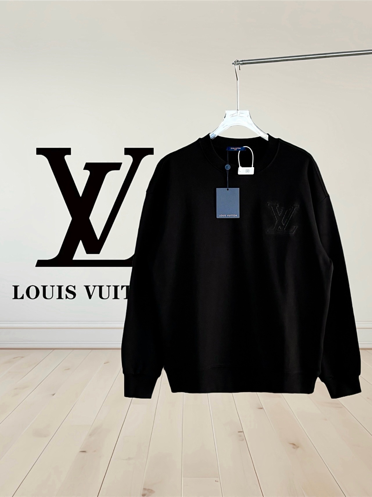 Louis Vuitton Embroidered Crew Neck Sweatshirt - cnluxepick