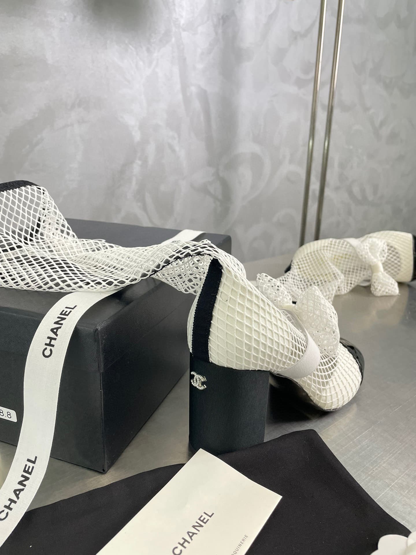 Chanel Mary Janes White And Black G40097 Y56613 K5928