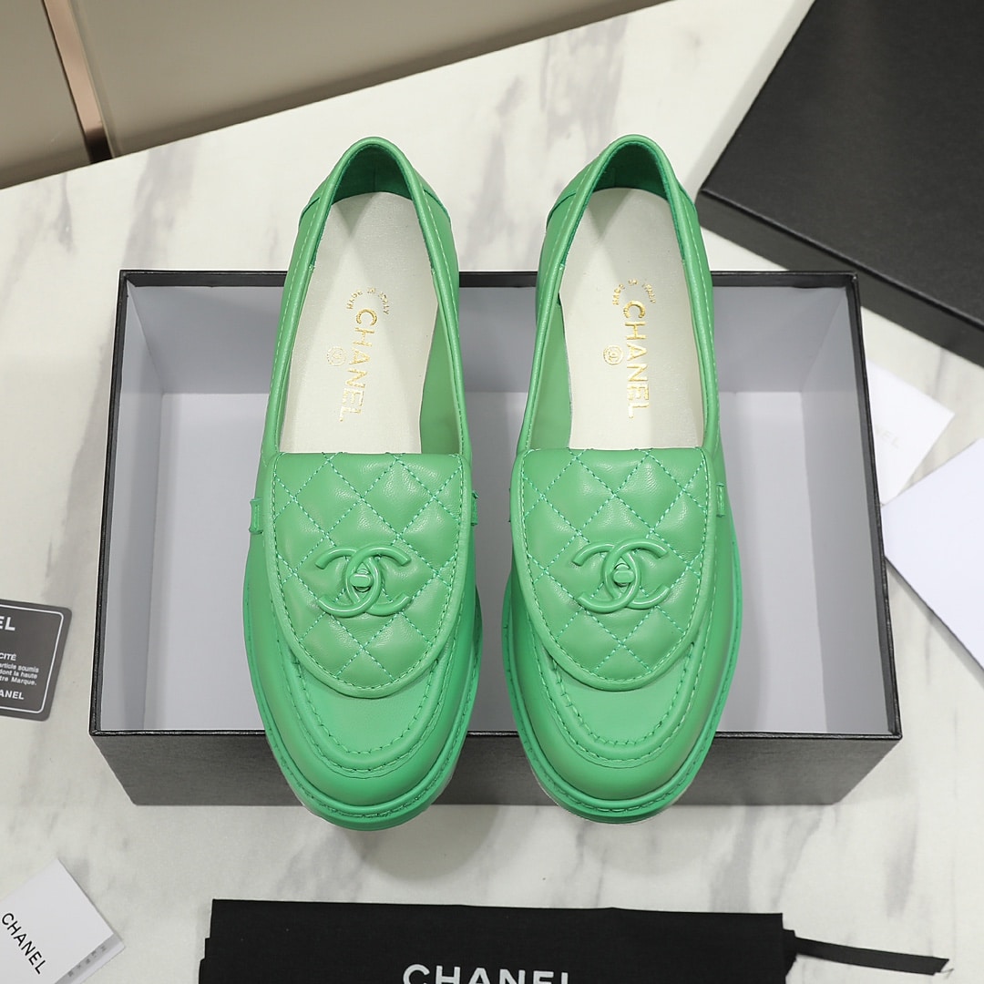Chanel Cc Nib Turnlock Moccasins Flat Loafers Green