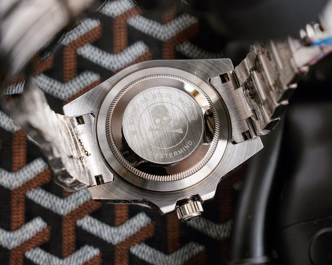SUBMARINER CUSTOM HAND ENGRAVED LIMITED EDITION