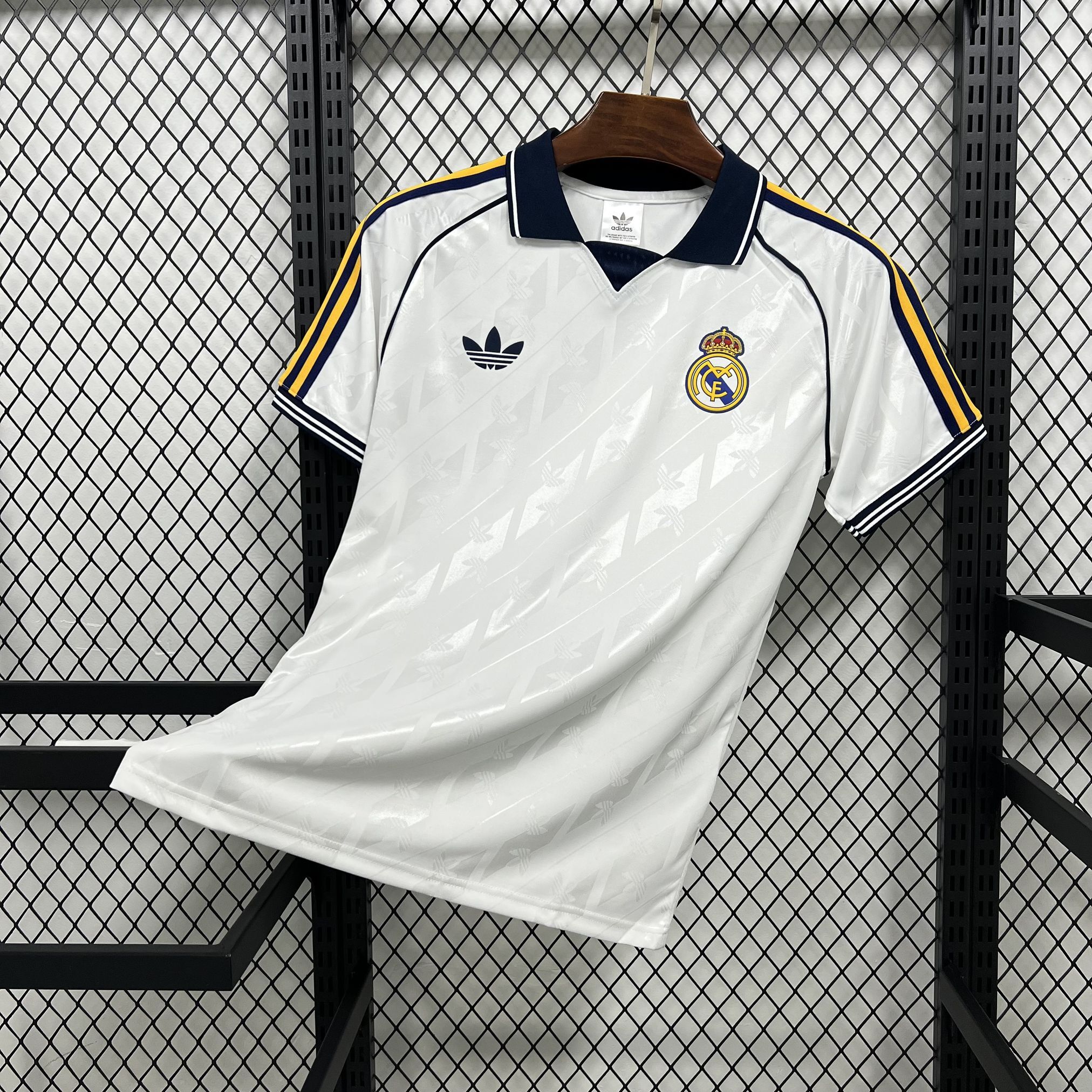 Real Madrid maillot foot 2026 2027€14.99