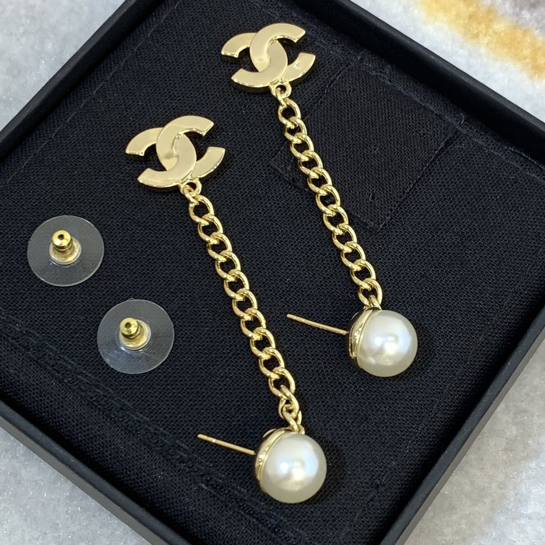 Chanel Cc Gold Earrings