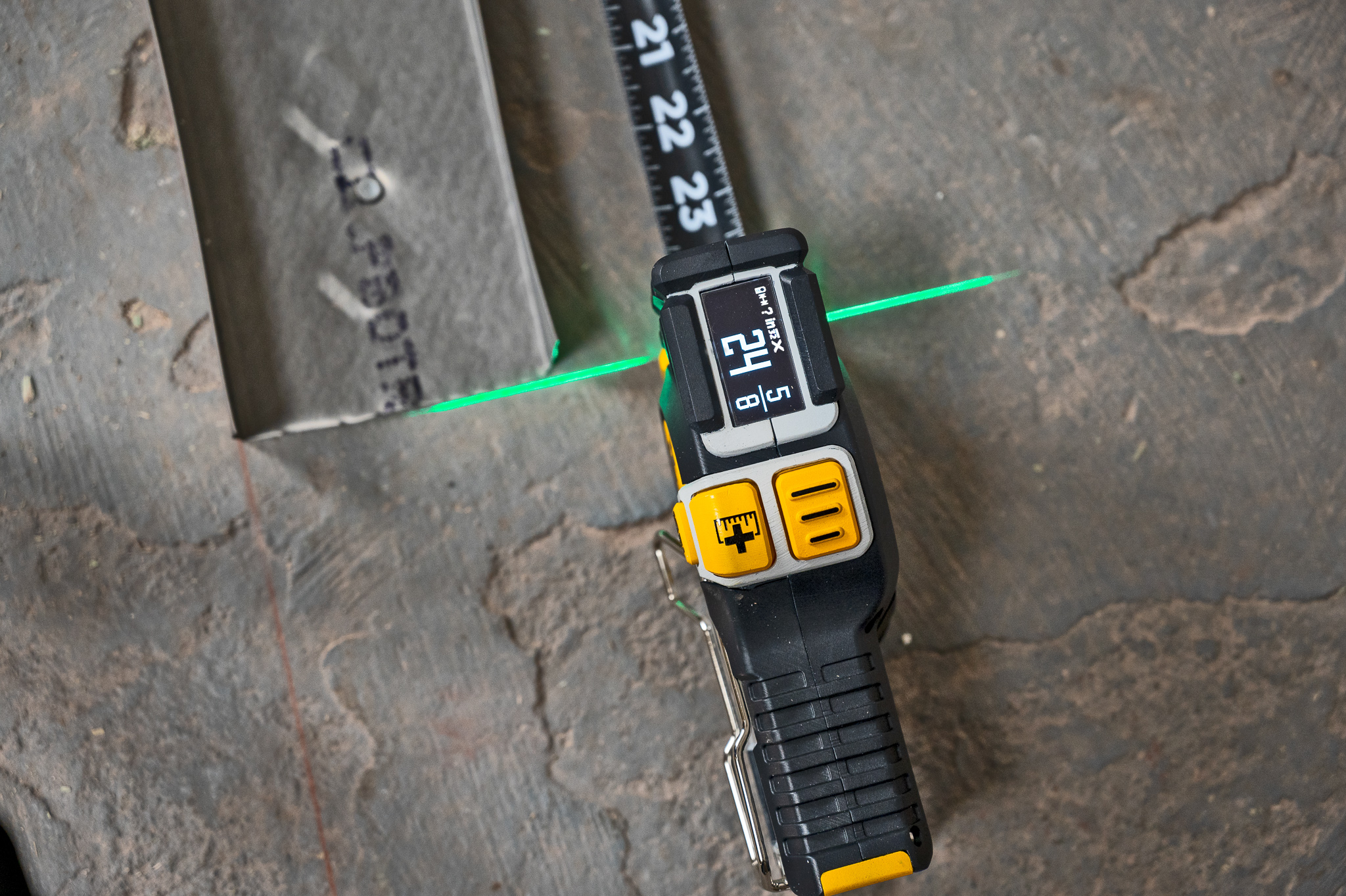 T1 Tomahawk Digital Tape Measure