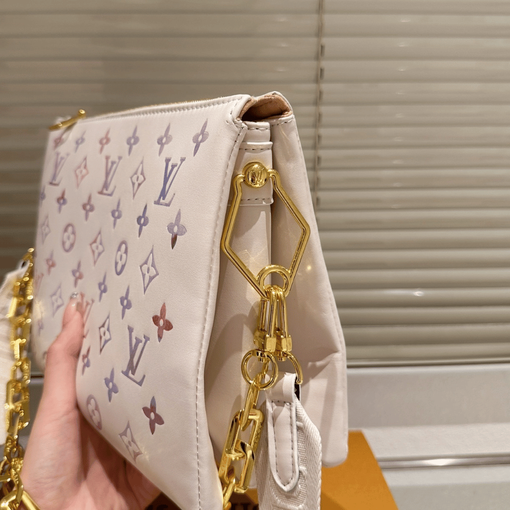 Louis Vuitton Coussin PM Dream Cream 10.2 Inches M25507