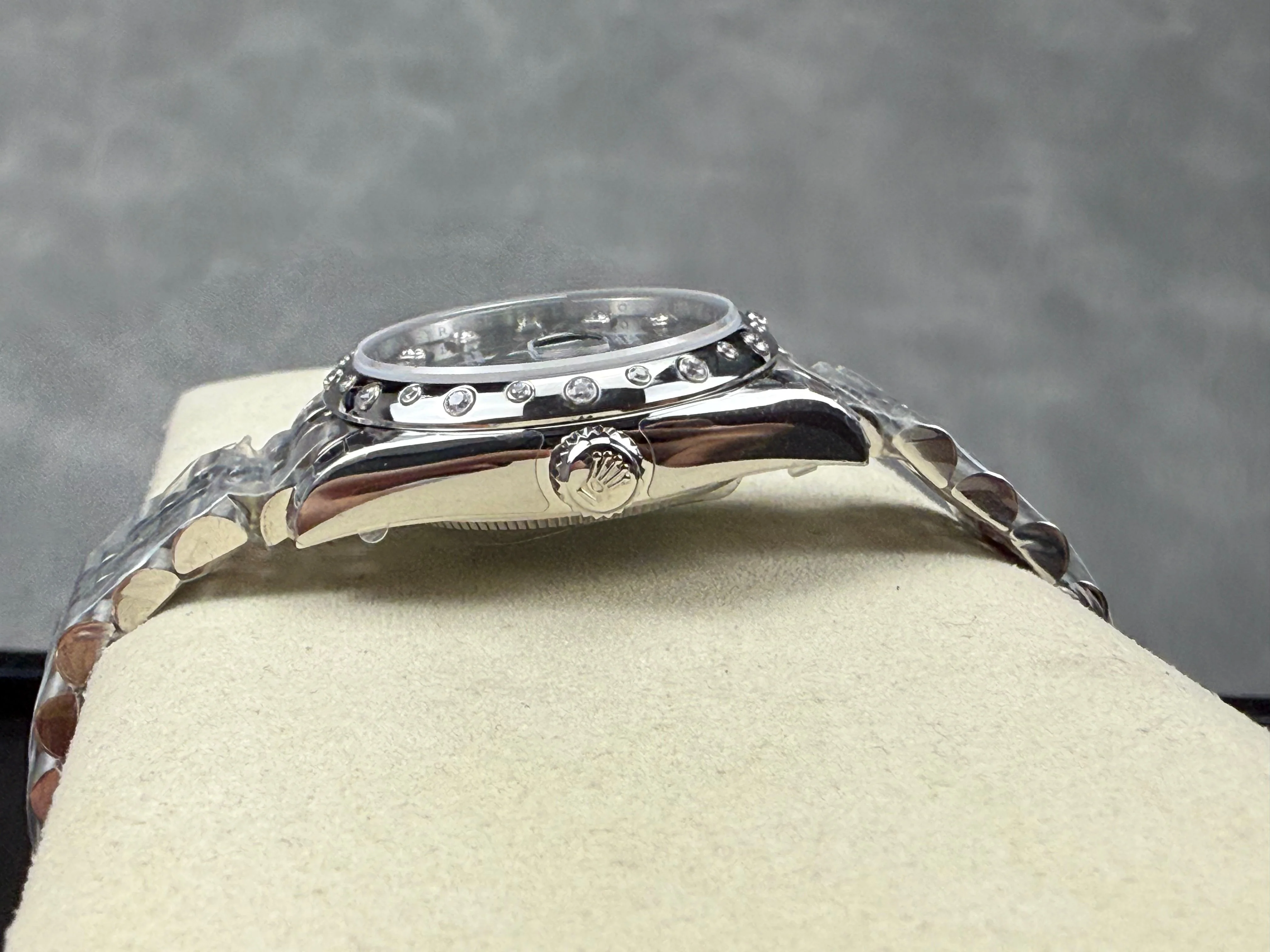 Rolex Datejust Oyster 31mm Diamond Black