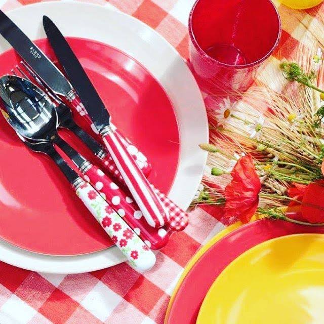 Sabre Paris White Stripe Serving Set Orange