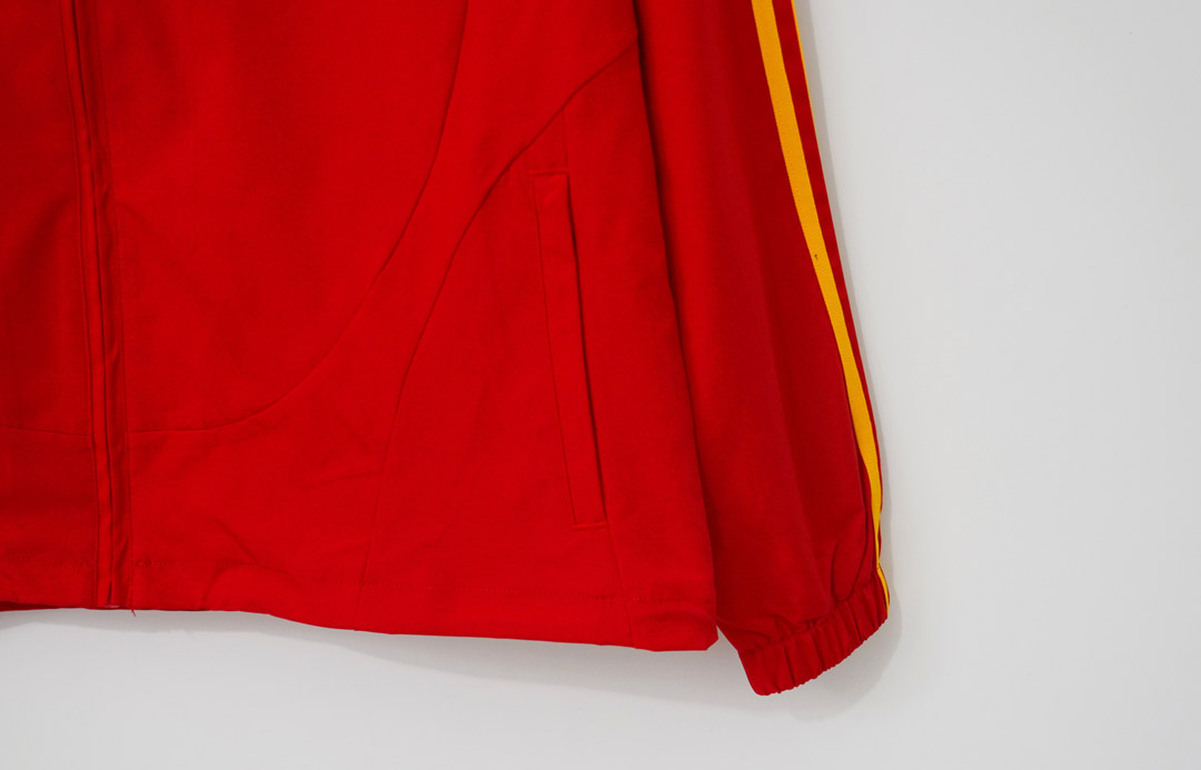 Spain 2007 Red windbreaker