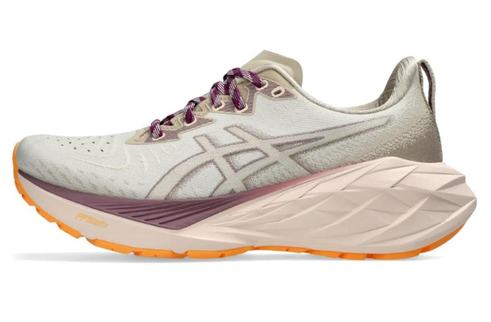 ASICS Novablast 4 TR Nature Bathing - Pearl Pink 1012B654-700