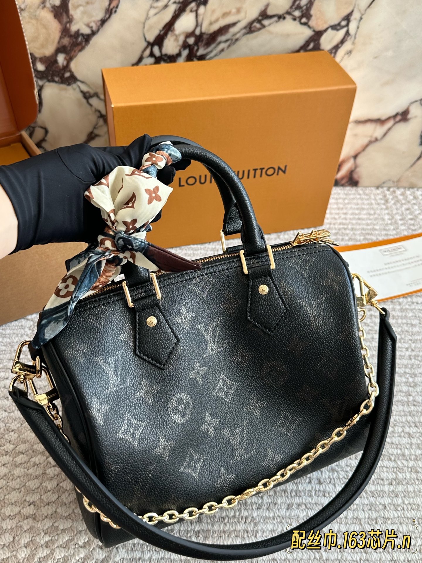 LV Speedy 25 Handbag - cnluxepick