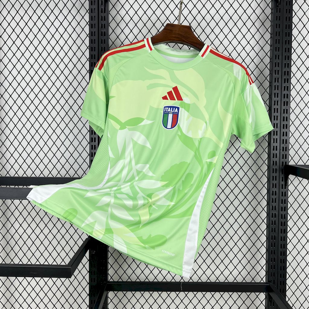 Italie maillot foot 2025 2026€14.99