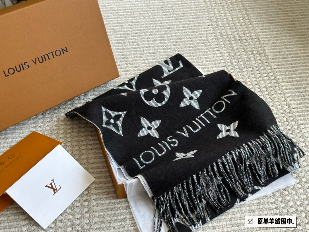 LV double-sided scarf - cnluxepick