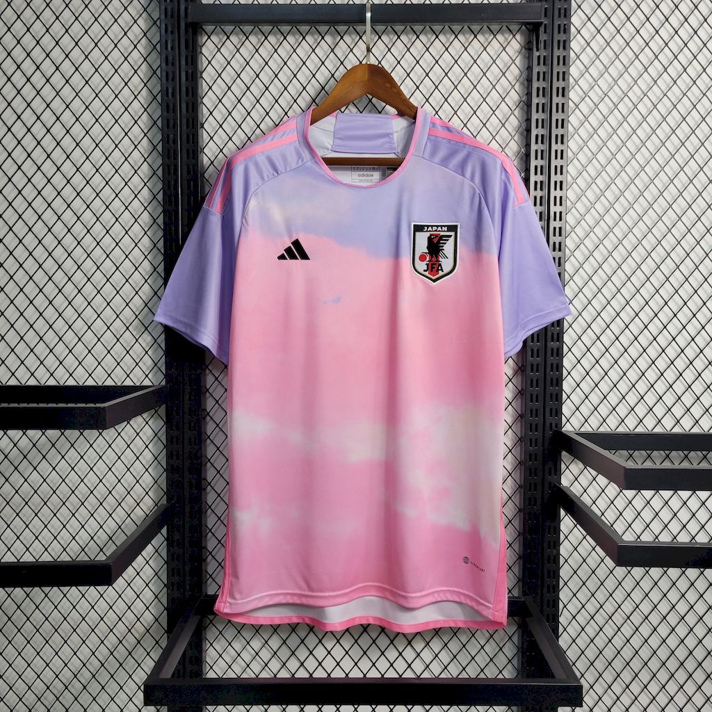Japon maillot foot rose 2024 2025€14.99