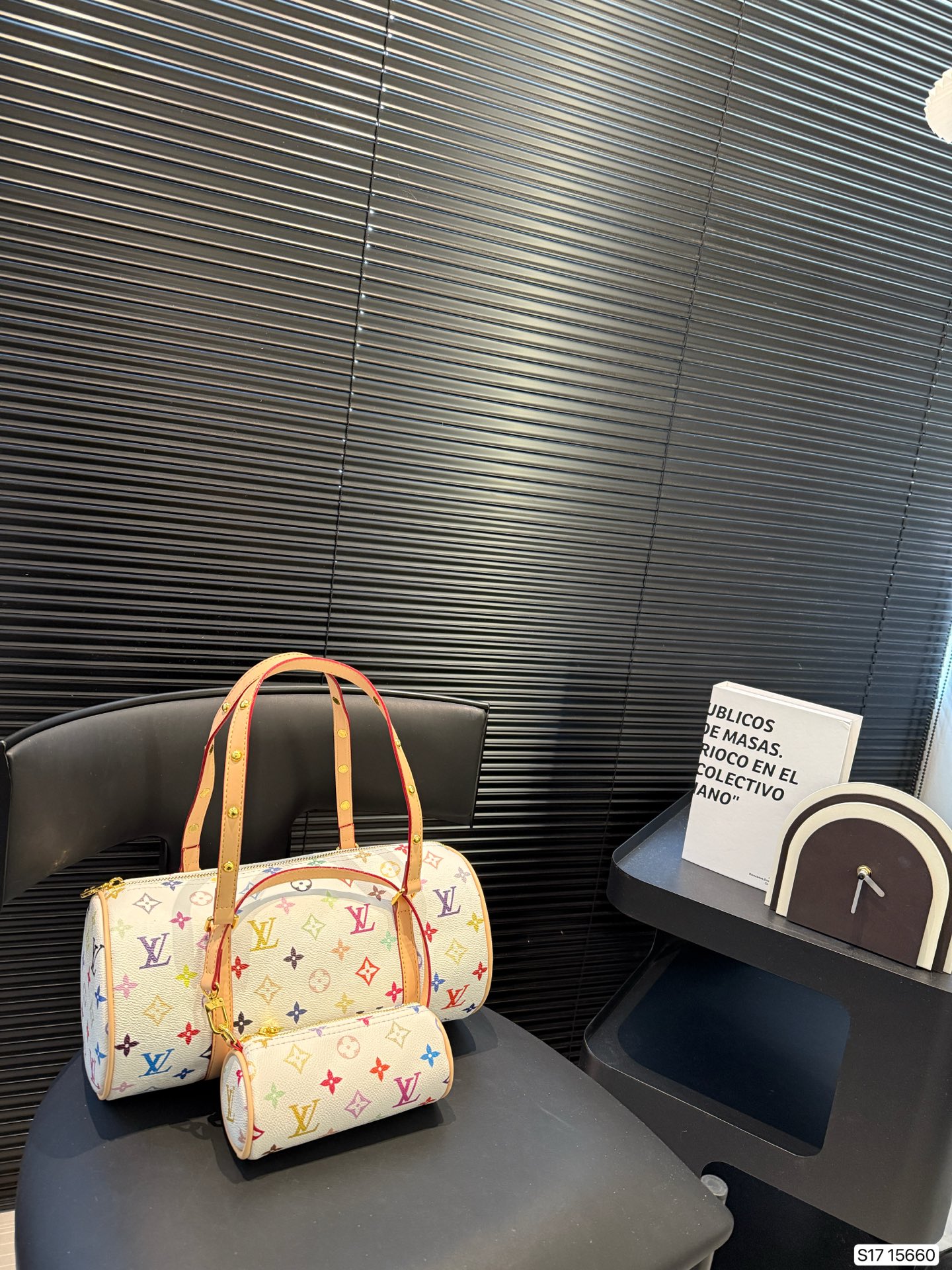 LV armpit bag 2-in-1 pillow bag classic and fashionable - cnluxepick