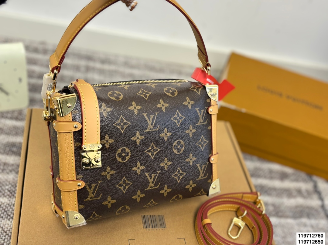 LV runway box bag - cnluxepick